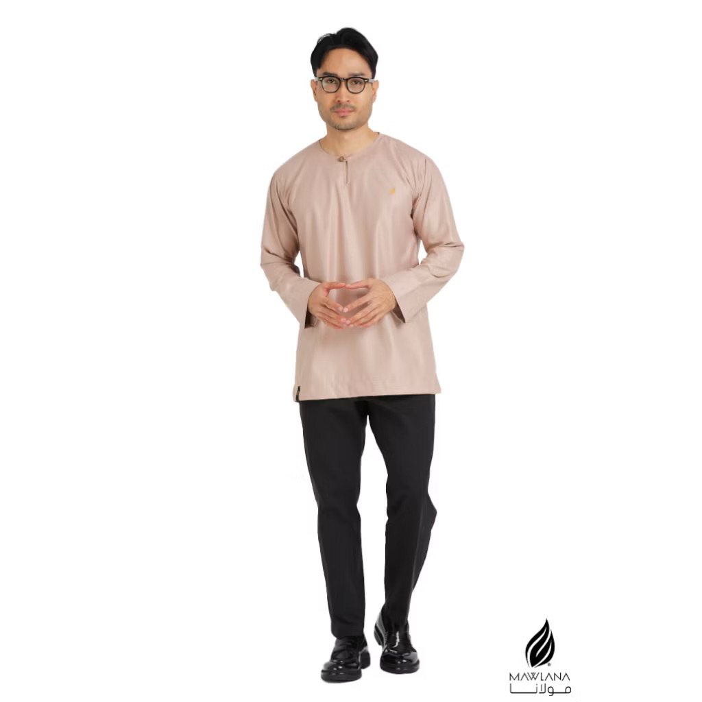 KURTA MAWLANA JOHOR IN NUDE LATTE&w=300&zc=1